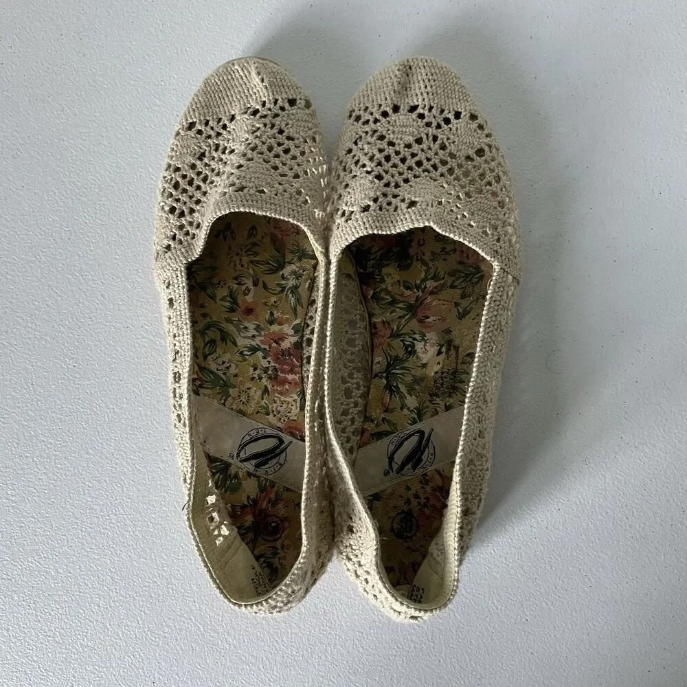 Pier Ten Vintage Cottagecore Knit Crochet Flats Slip-On Shoes Beige Women's 8.5